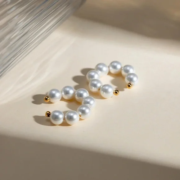 18k Gold Plated Pearl Ear *Cuff* Clip Earrings - Picture 3 of 6